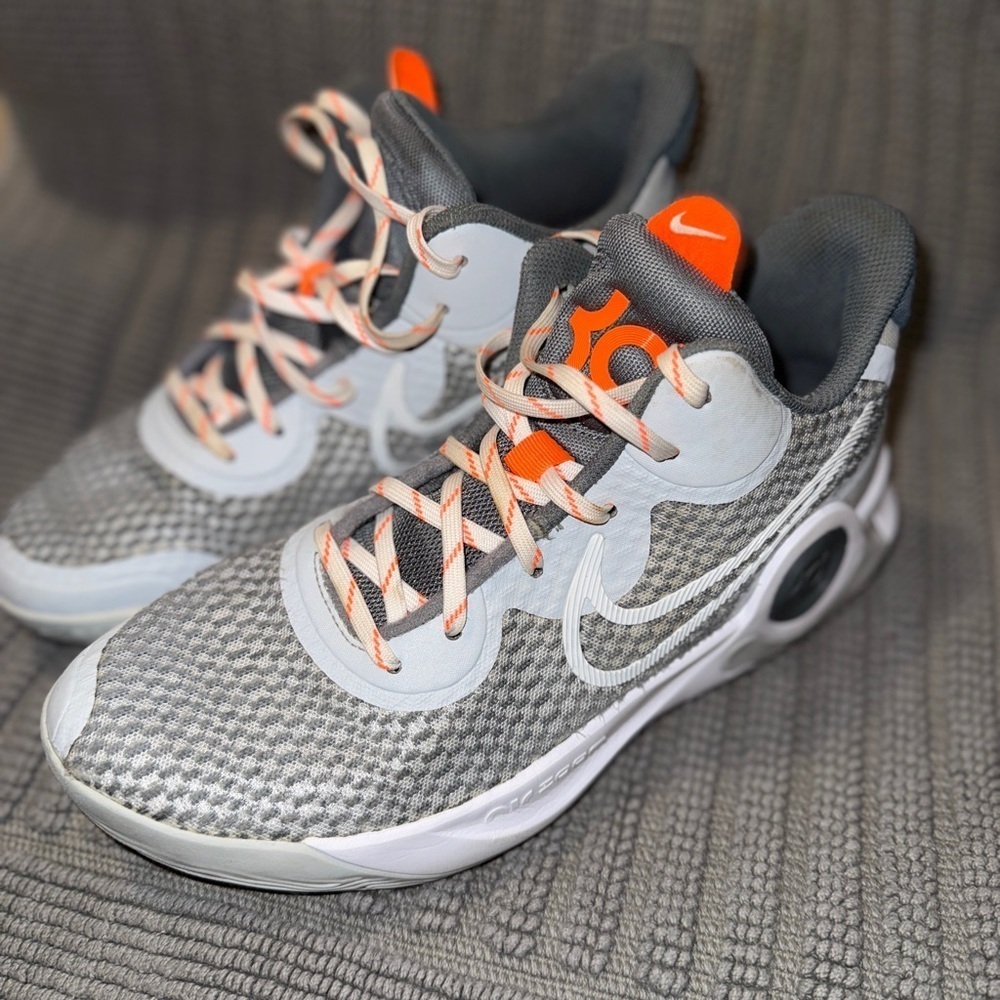 Nike KD Trey 5 IX 'Pure Platinum' size 8.5
